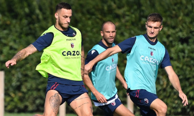 Μπολόνια: Οπαδοί εισέβαλαν στα αποδυτήρια και απείλησαν τους παίκτες