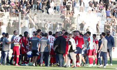 ΟΦΗ-Ολυμπιακός: Μια αγκαλιά μετά το «διπλό» (Video)