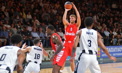 Απόλλων Πάτρας-Ολυμπιακός: Το «ερυθρόλευκο» ξέσπασμα με Τζορτζ Πάπας (videos)