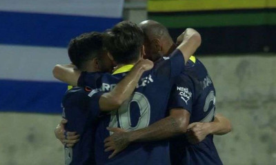 Europa League: Μπροστά στο σκορ η Φενερμπαχτσέ (Video)