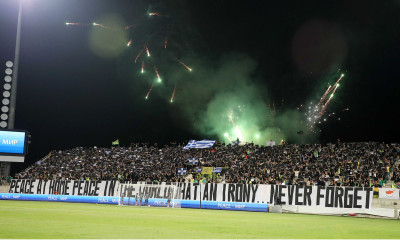 Europa League: Πανό των οπαδών της Φενέρ για ειρήνη - «Ειρωνεία», απάντησαν οι Κύπριοι! (photos)
