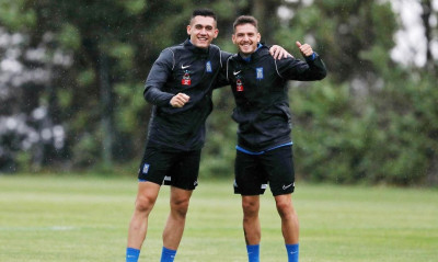 Πρόταση γάμου στην αγαπημένη του έκανε διεθνής πρώην άσος του Παναθηναϊκού! (photos)