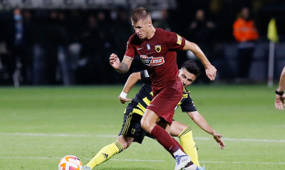 ΑΕΚ: Εξετάζει την πρόωρη ανανέωση του συμβολαίου του Σιμάνσκι