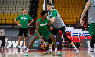 Ζαλγκίρις-Χέις: «Δυνατή ομάδα ο Ολυμπιακός, πολύ βελτιωμένος ο Φαλ»