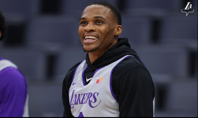 Λος Άντζελες Λέικερς: Συναγερμός με Ουέστμπρουκ στο τελευταίο φιλικό (video)