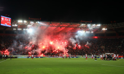 Ολυμπιακός-ΠΑΟΚ: Αποδοκιμασίες και γιούχα στο Καραϊσκάκη