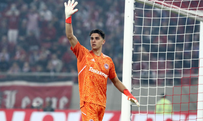 Ολυμπιακός: Κάκωση ο Τζολάκης