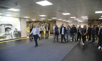 ΑΕΚ: Η ξενάγηση του Μελισσανίδη στην «OPAP Arena» στους δημοσιογράφους (video)