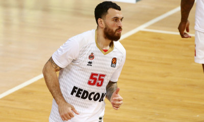 Μονακό: Επέστρεψε στο ΟΑΚΑ ο Μάικ Τζέιμς (video)