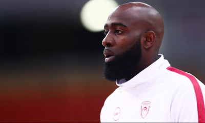 «Κρέμασε» τα παπούτσια του και έγινε προπονητής ο Κουίνσι Έισι