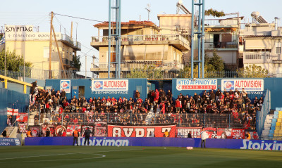 Παναιτωλικός-Ολυμπιακός: Ένταση με «ερυθρόλευκους» οπαδούς και Αστυνομία - Έγινε ρίψη δακρυγόνων