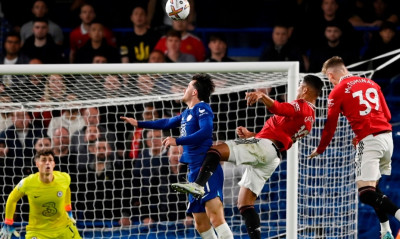 Premier League: Ο Καζεμίρο έσωσε την Γιουνάιτεντ στο φινάλε και «σκότωσε» την Τσέλσι (videos)