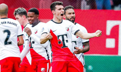 Eredivisie: Γκολ ο Δουβίκας, βασικός ο Μπάρκας (Video)