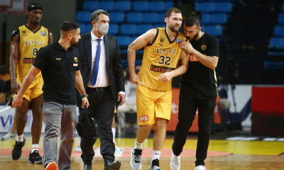 ΑΕΚ: Διάστρεμμα ο Στρέλνιεκς, προλαβαίνει Άρη