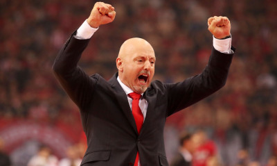 Ομπράντοβιτς: «Περιμένω ένα συναρπαστικό παιχνίδι στο ΣΕΦ»