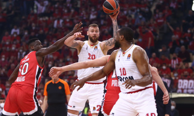 Μοτεγιούνας: «Δύσκολο να παίζεις στα ελληνικά γήπεδα»