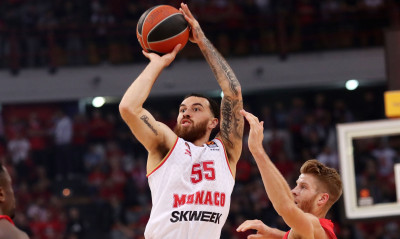 Ολυμπιακός-Μονακό 76-81: Ο Τζέιμς σταμάτησε το «ερυθρόλευκο» σερί!