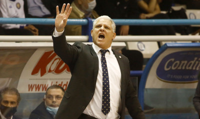 Ντιναμό Βουκουρεστίου: Ο Μολντοβεάνου «έδειξε» Μανωλόπουλο!