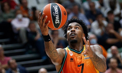 Βαλένθια-Άλμπα Βερολίνου 87-73: Με «σφραγίδα» Τζόουνς επέστρεψε στις νίκες