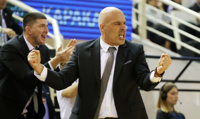 ΠΑΟΚ-Ιωνικός: Αποβλήθηκαν Μέξας και Λυκογιάννης!