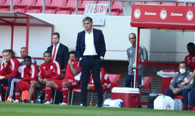 Ολυμπιακός-Λαμία: Το μήνυμα Μίτσελ για το ντέρμπι – «Δύσκολο να μας αντιμετωπίσει ο Παναθηναϊκός»