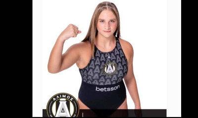 Πόλο: Ιστορικό ρεκόρ από την κόρη του Δημήτρη Μπιτσάκου, Αφροδίτη που σκόραρε 11 ετών! (vid)