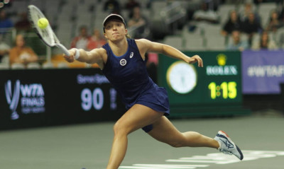 WTA Finals: Νίκες για Σβιάτεκ και Γκαρσία