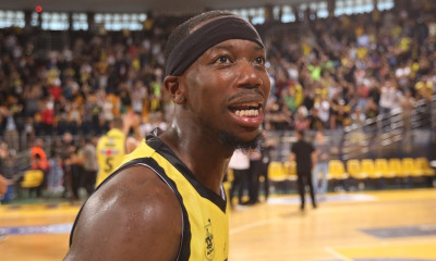 Άρης: Θλάση ο Χάγκινς, ψάχνει τον αντικαταστάτη ο Καστρίτης!