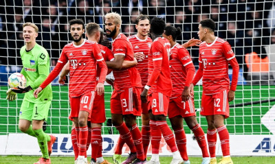 Bundesliga: Κορυφή η Μπάγερν, τριάρες για Ντόρτμουντ, Λειψία (video)