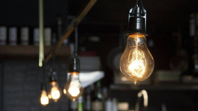 Νυχτερινό Οικιακό Τιμολόγιο: Νέες ώρες εφαρμογής - Πώς θα κάνετε σύγκριση τιμών