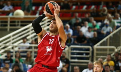 Αρμάνι: Νοκ άουτ Σιλντς, Μπάρον και Ντατόμε με τη Βίρτους