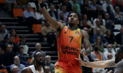 Βαλένθια-Μονακό 89-84: Νίκη με «σφραγίδα» Τζόουνς