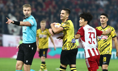 Κάκος για το Ολυμπιακός-ΑΕΚ: «Κόκκινη στον Εμβιλά» - Τι είπε για τη φάση με τον Μάνταλο