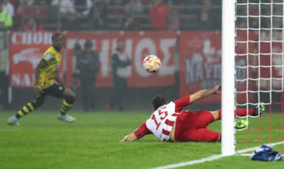 Ολυμπιακός-ΑΕΚ: Χαμένη ευκαιρία ο Λιβάι Γκαρσία, πάνω στη γραμμή ο Σωκράτης (video)