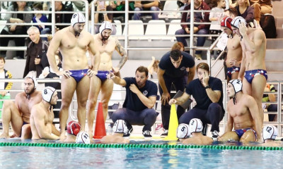 Champions League πόλο: «Όρθια» στη Σερβία η Βουλιαγμένη με ήρωα τον Παπασηφάκη