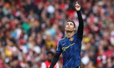 Συγκλονίζει ο Κριστιάνο Ρονάλντο: «Έχω στο σπίτι μου τις στάχτες του μπαμπά μου και του γιου μου»