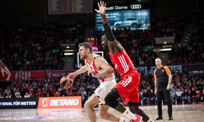 Μπάγερν Μονάχου-Ολυμπιακός 71-82: Όταν ο Βεζένκοφ συνάντησε τον Φαλ!