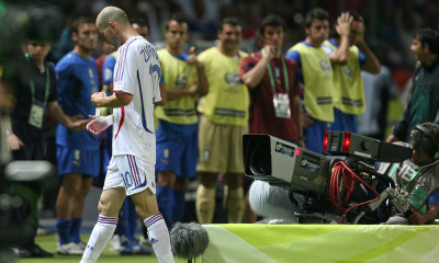 Μουντιάλ 2022: Το ματάκι του Ρονάλντο, η κουτουλιά του Ζιντάν και το δάγκωμα του Σουάρεζ (vids)