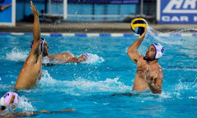 Πόλο: Η Βουλιαγμένη πέρασε (17-8) από το μισό Περιστέρι!