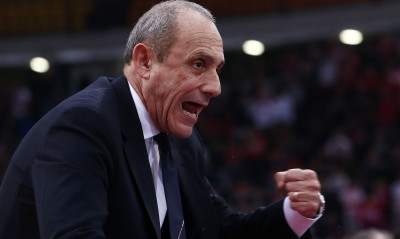 «Καζάνι» που «βράζει» η Αρμάνι Μιλάνο - «Αν συνεχιστεί αυτή η κατάσταση θα παραιτηθώ!»