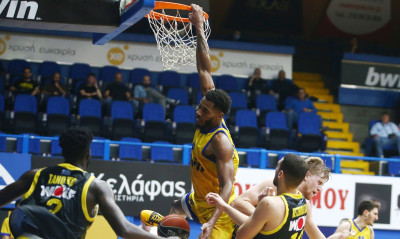 Περιστέρι-Τζούστον: «Να μείνουμε συγκεντρωμένοι στην επίθεση»