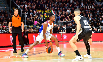 Euroleague: «Άλωσε» την Μπολόνια και συνεχίζει δίχως απώλειες η Αναντολού Εφές