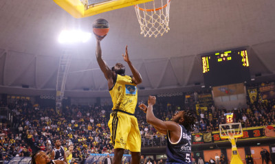 Άρης: «Απίστευτο ρεσιτάλ, σας περιμένουμε με Λαύριο»