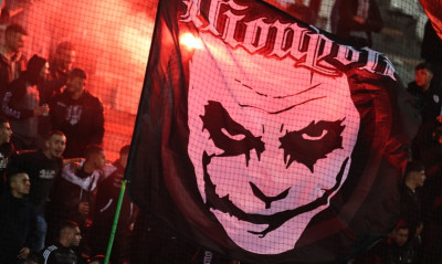 ΠΑΟΚ: Υποδοχή στην Κύπρο - Πανό στήριξης στον Σαββίδη (video)