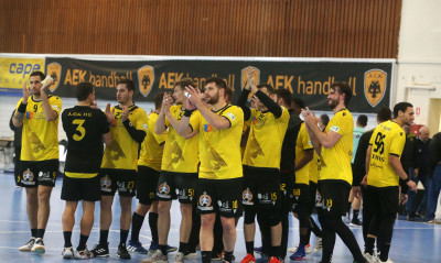 Handball Premier: Πρωταθλήτρια χειμώνα η ΑΕΚ