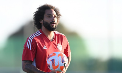 Ολυμπιακός: Στην ενδεκάδα Μαρσέλο, Φορτούνης και Κασάμι - Οι επιλογές Μίτσελ για Χάντερσφιλντ