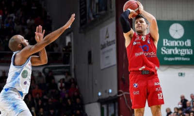 Αρμάνι Μιλάνο: Ξέσπασε στην Σάσαρι και ετοιμάζεται για ΟΑΚΑ