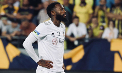 Εμπλέκουν Παναθηναϊκό και ΑΕΚ με Ενκουντού