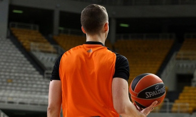 Euroleague: Οι διαιτητές στις αναμετρήσεις Βαλένθια-Παναθηναϊκός και Ολυμπιακός-Φενέρμπαχτσε