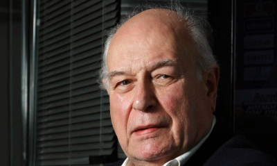 Γιάννης Διακογιάννης: Ο ελληνικός αθλητισμός αποχαιρετά τη φωνή που «μας ενώνει και μας δονεί»